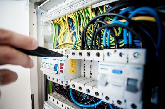 electrician carrying out general electrical work and wiring in Spennymoor County Durham